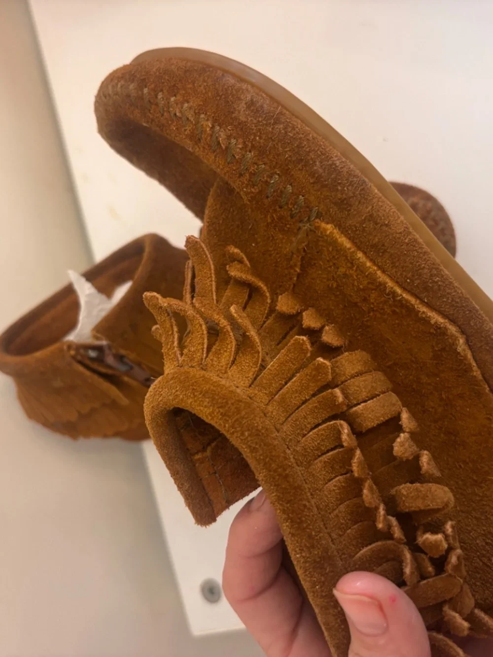 Kids Minnetonka fringe bootie moccasins size 12